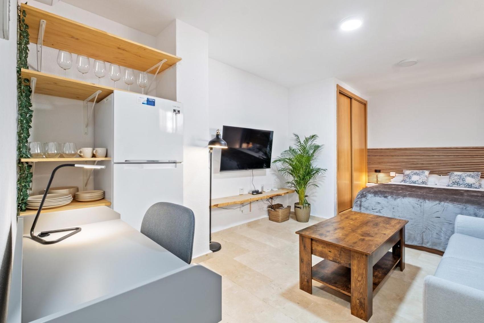 Modern And Comfortable Studio Малага Экстерьер фото