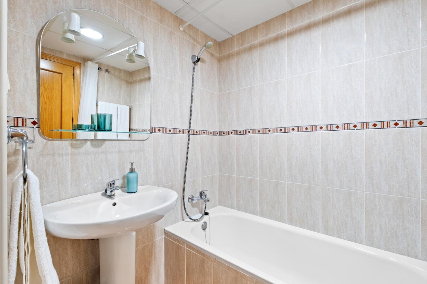 Modern And Comfortable Studio Малага Экстерьер фото